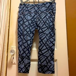 Athleta running capri